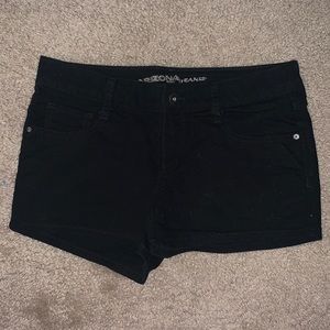 ARIZONA JEAN CO black jean shorts size 5